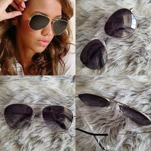 Women or men can wear it aviator unisex 100% uv400 protection blocks uva